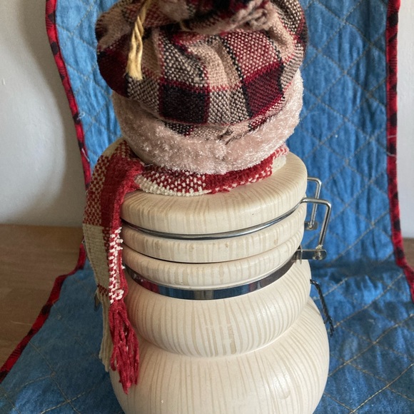 Snowman Cookie Jar Knit Scarf Clamp Top Lid Christmas Decor. Cute! - Picture 4 of 8